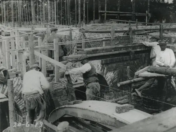 Bouw van de Inktpot in Utrecht in 1919.