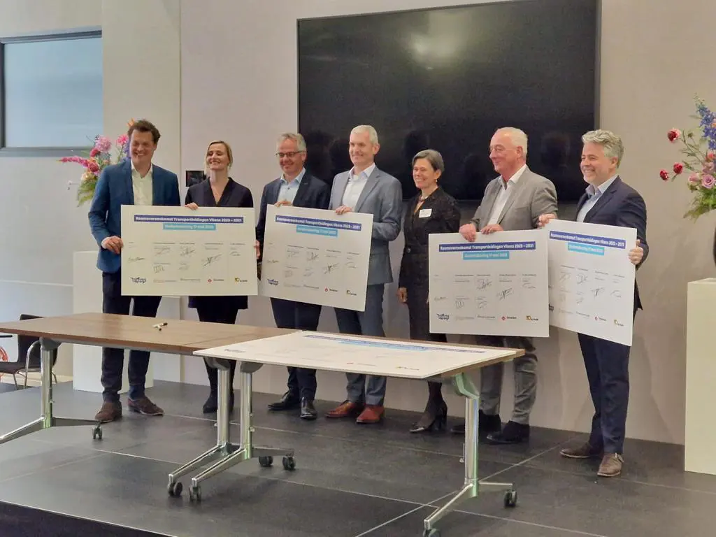 Ondertekening raamcontract Vitens transportleidingen