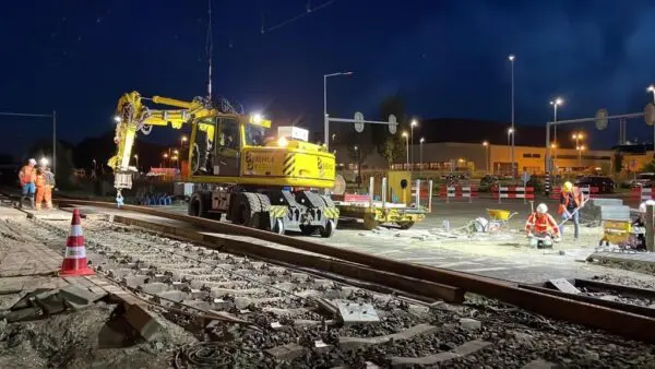 Strukton herstelt spoor Bergen op Zoom
