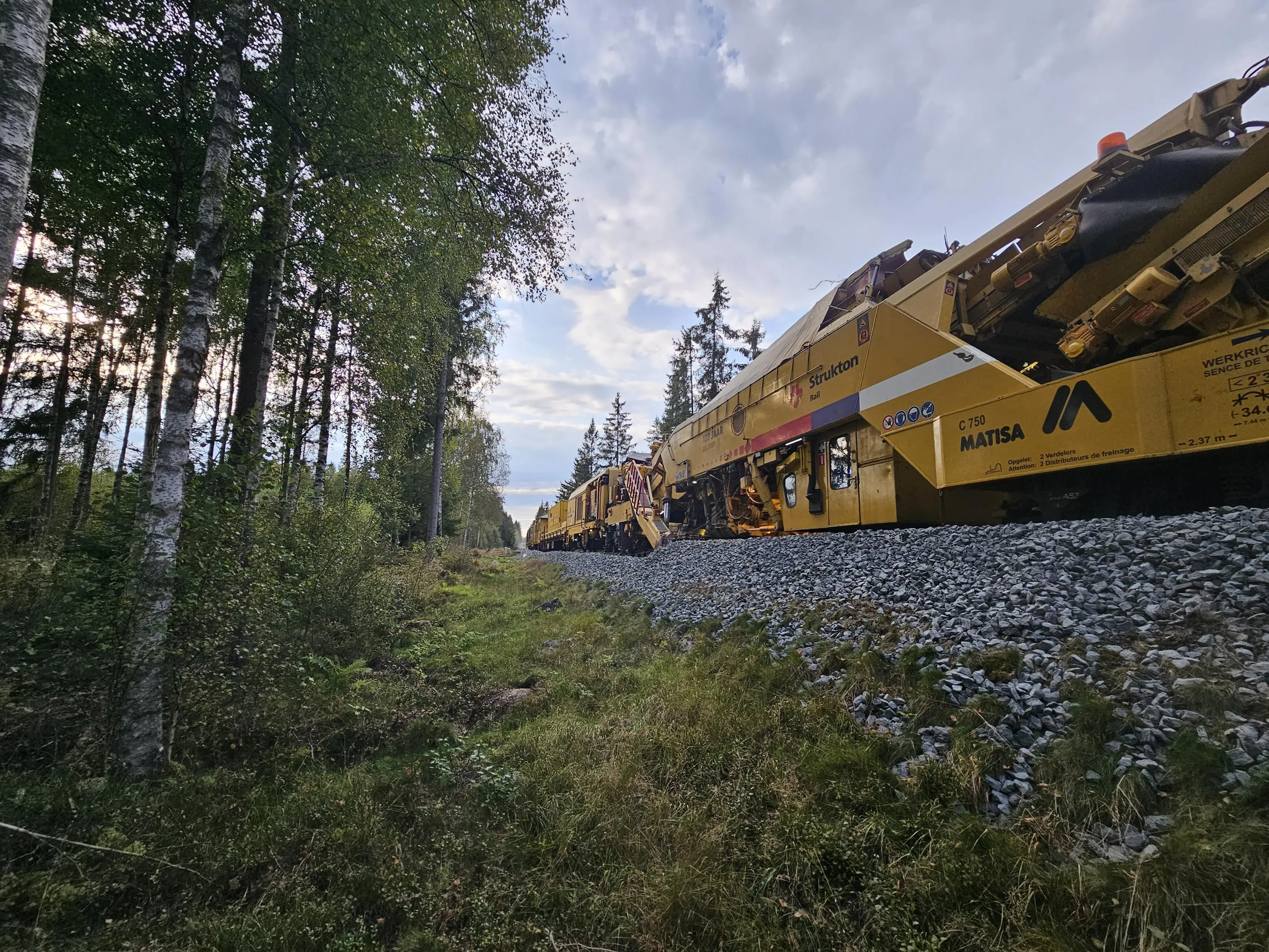 pag 20 21 Inzet grote machines – extra foto (2) Kettinghor in Zweden