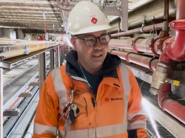 Alle seinen op groen #3 werkzaamheden amsterdam centraal station